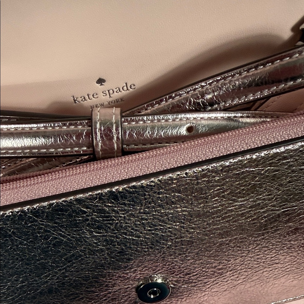 NWT Kate Spade Pink Metallic Crinkle Mini Flap Crossbody Silver Chain Clutch - Picture 9 of 15